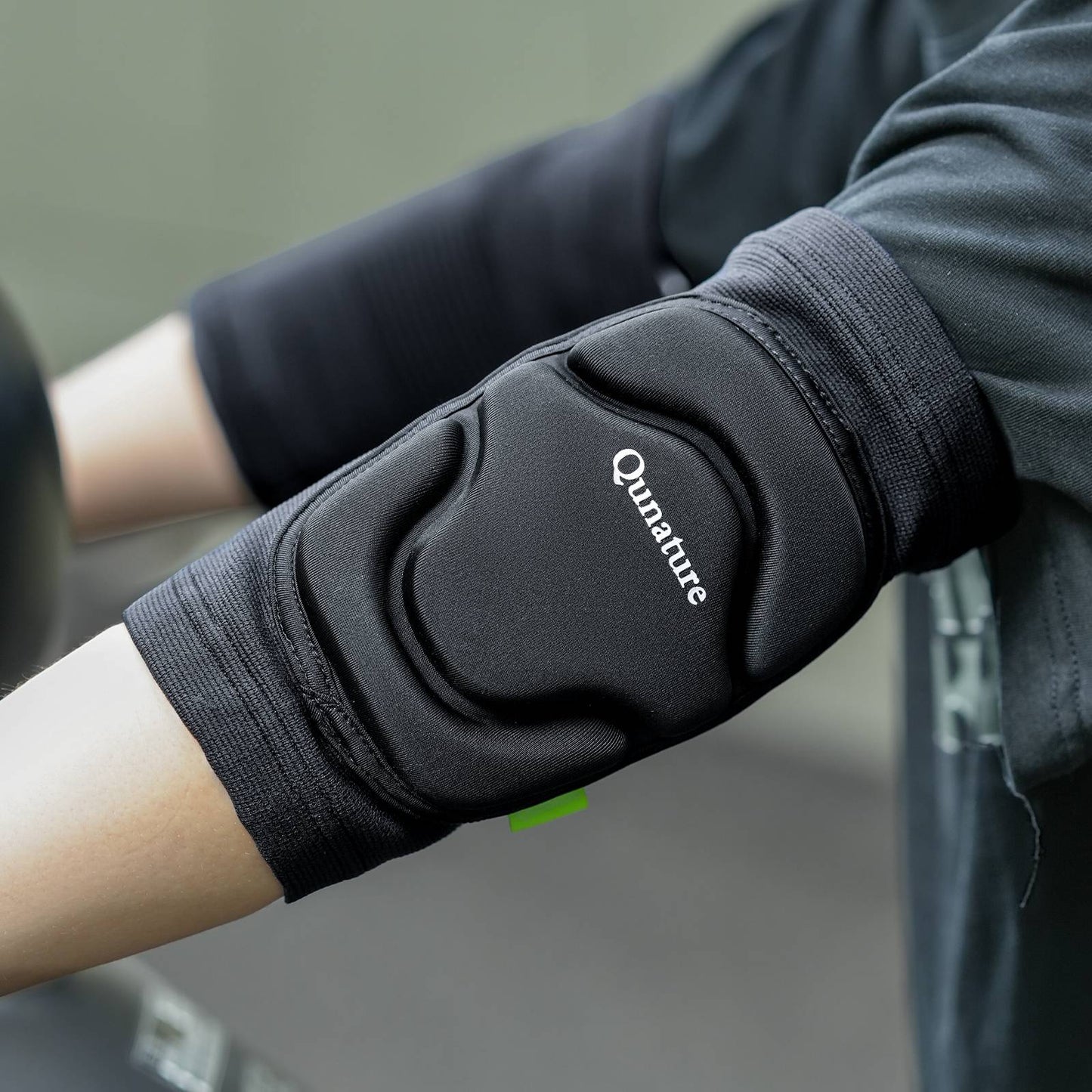 Qunature Verstellbare Weiche Ellenbogenschoner/Knieschoner mit SBR Polster