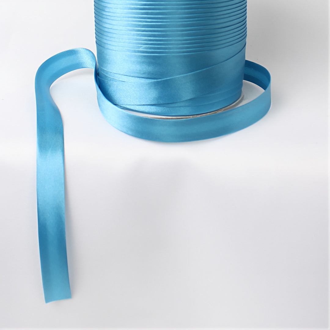 Satin Schrägband | Breite 15 mm - gefalzt