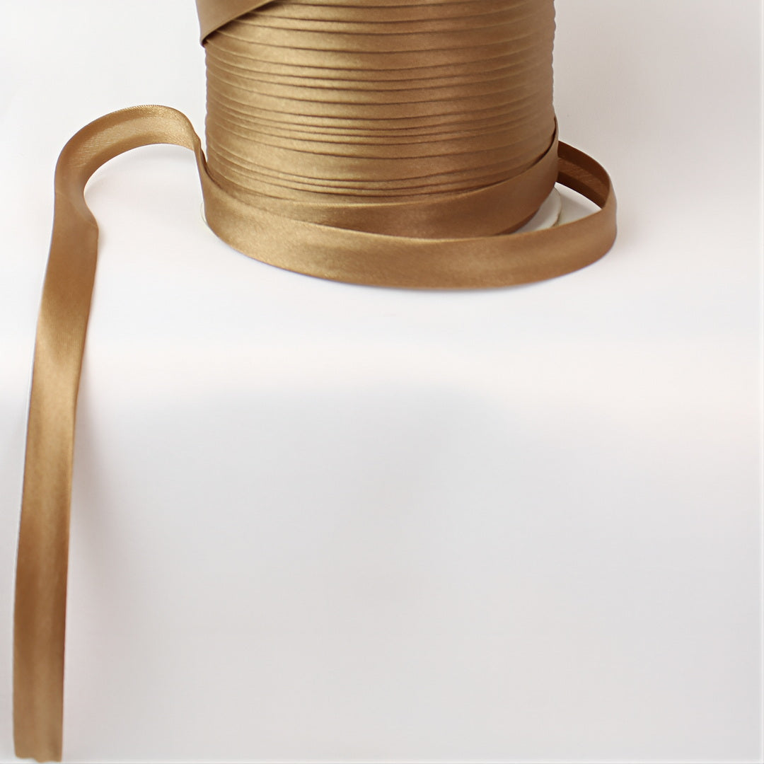 Satin Schrägband | Breite 15 mm - gefalzt