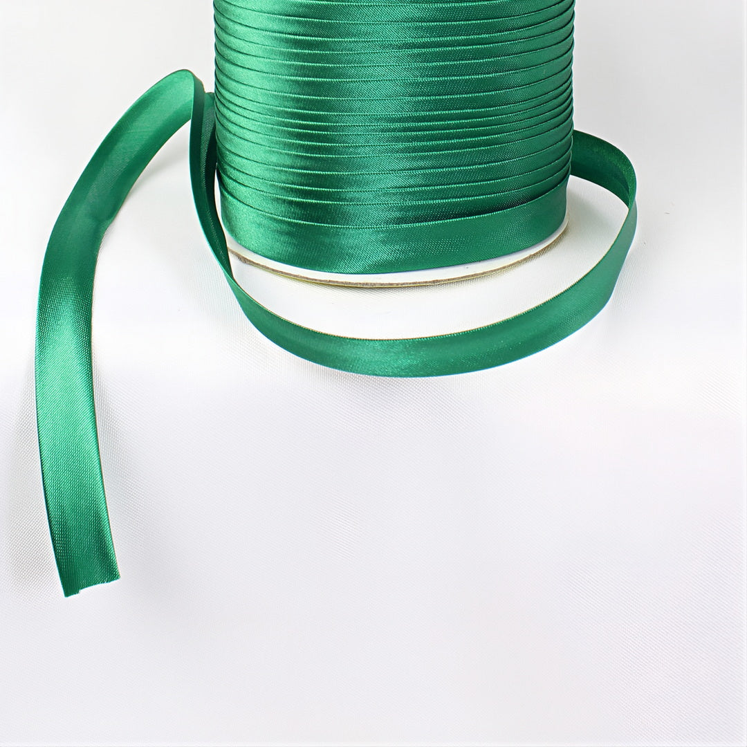 Satin Schrägband | Breite 15 mm - gefalzt