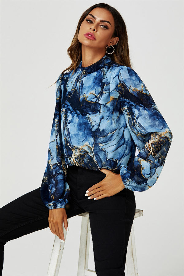 Langarm-Top mit Marmordruck und Stehkragen in Navy