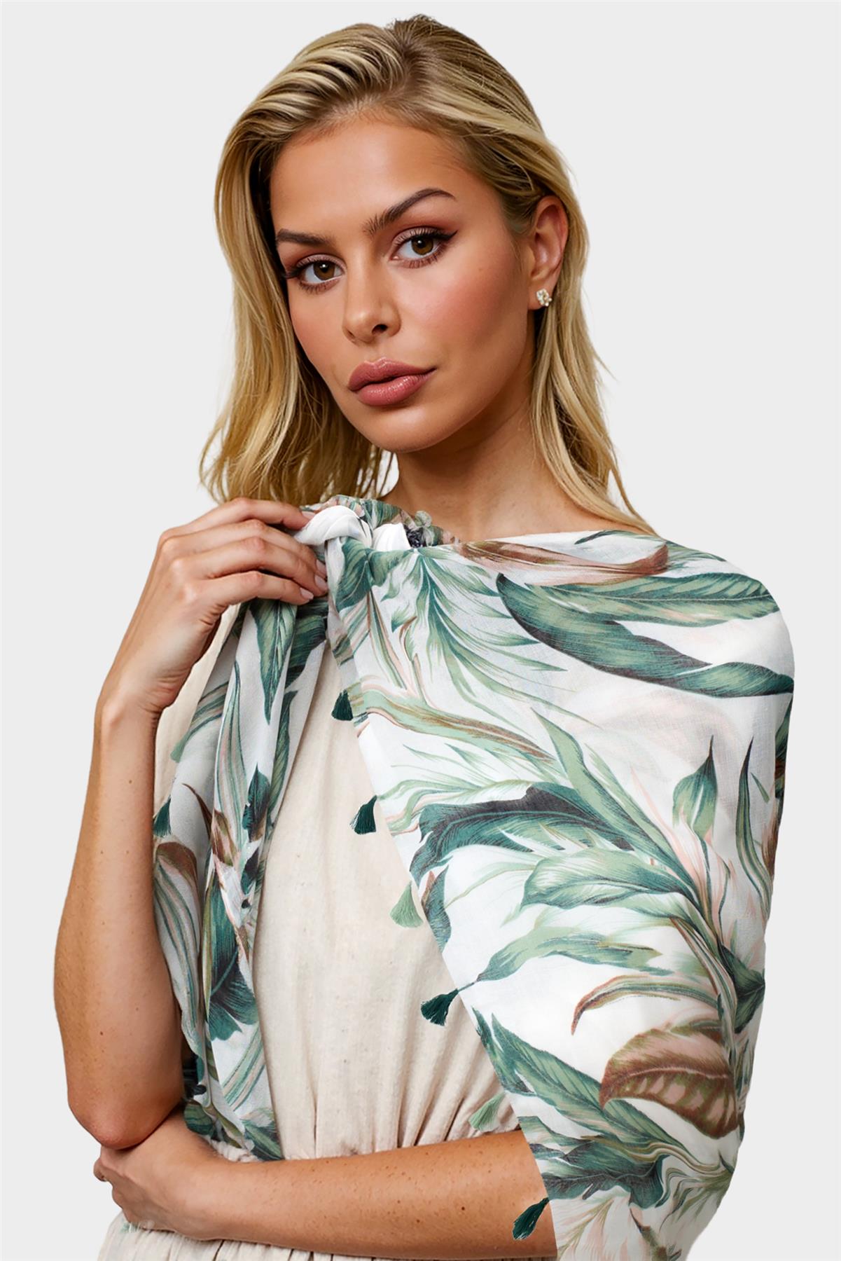 Green Leaf Print Tassel Scarf In White