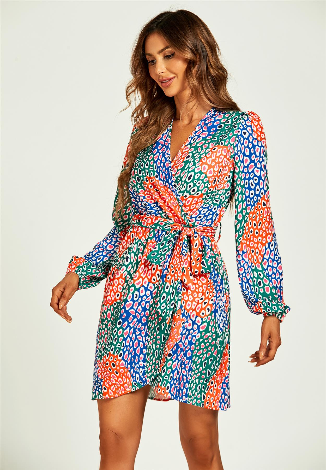 Mini-Wickelkleid mit Leopardenmuster in Blau