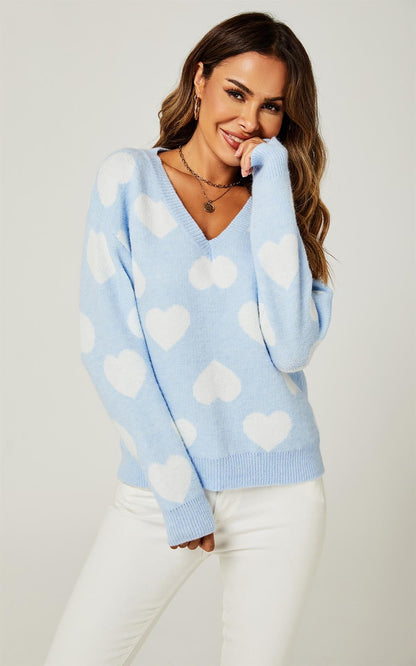 Relaxed Comfy White V Neck Heart Pattern Jumper Top In Baby Blue