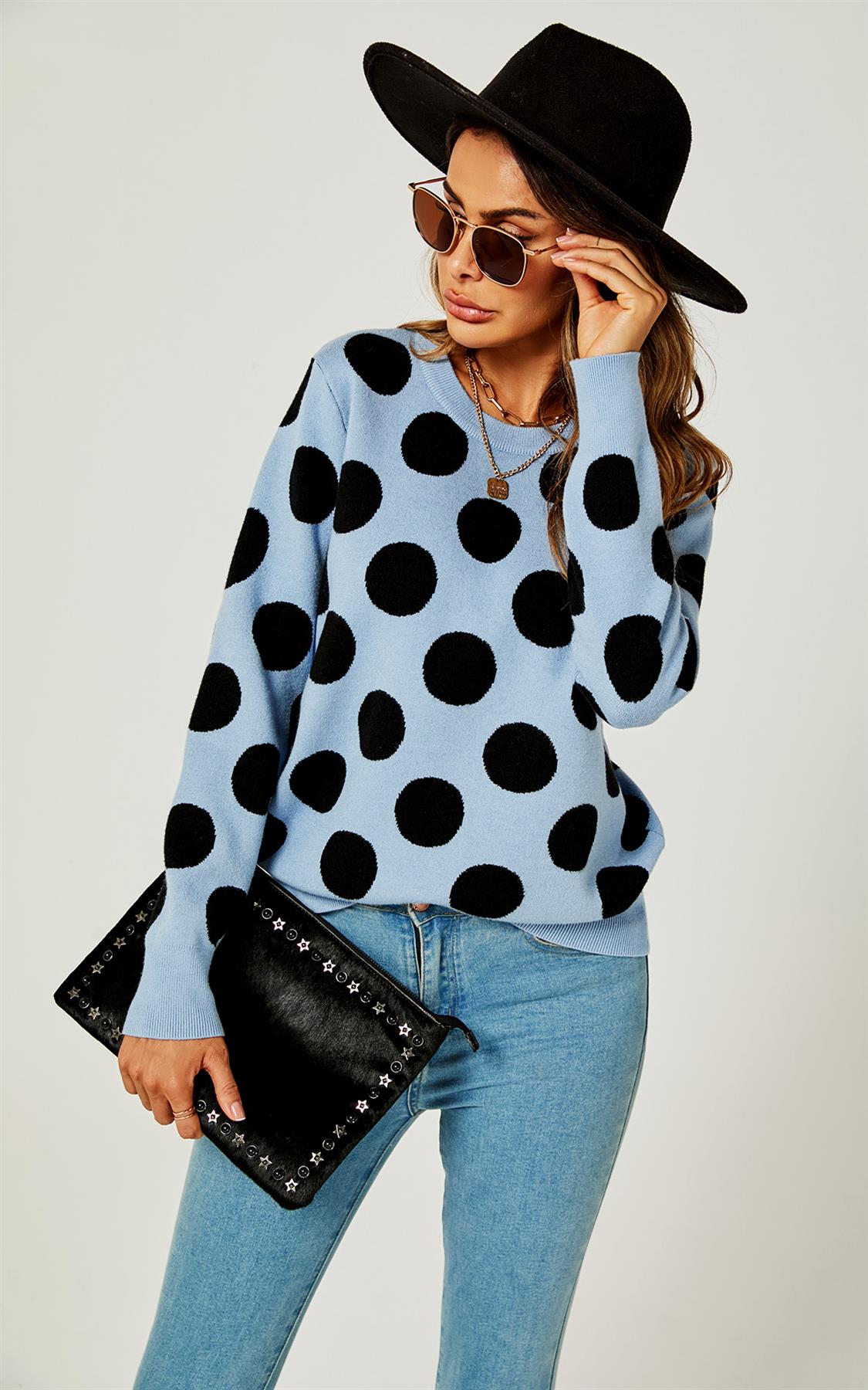 Strickpullover mit schwarzem Polka-Dot in Blau