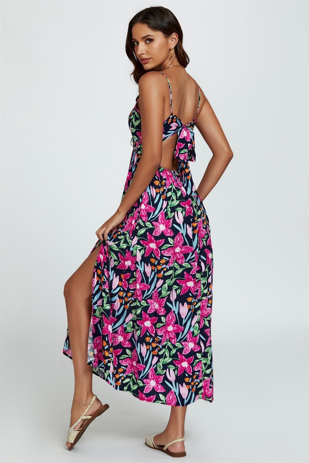 Maxi-Kleid mit Blumendruck & Bindeband vorne in Schwarz