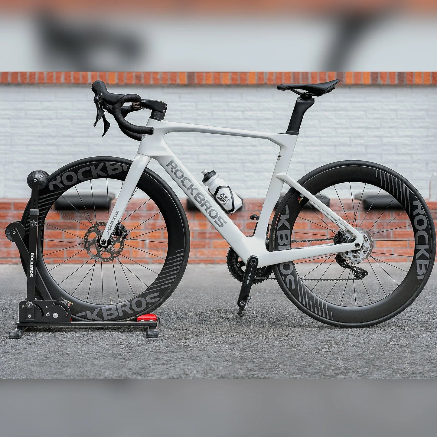 Fahrrad-Klappständer mit Doppelstreben aus Karbonstahl